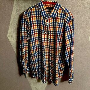 Banana Republic
Large long sleeve button up